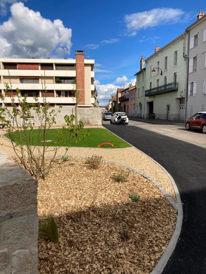L'Appartement Du Bonheur - Au Coeur Des Volcans D'Auvergne Sur La Route Du Sud Issoire Exterior foto