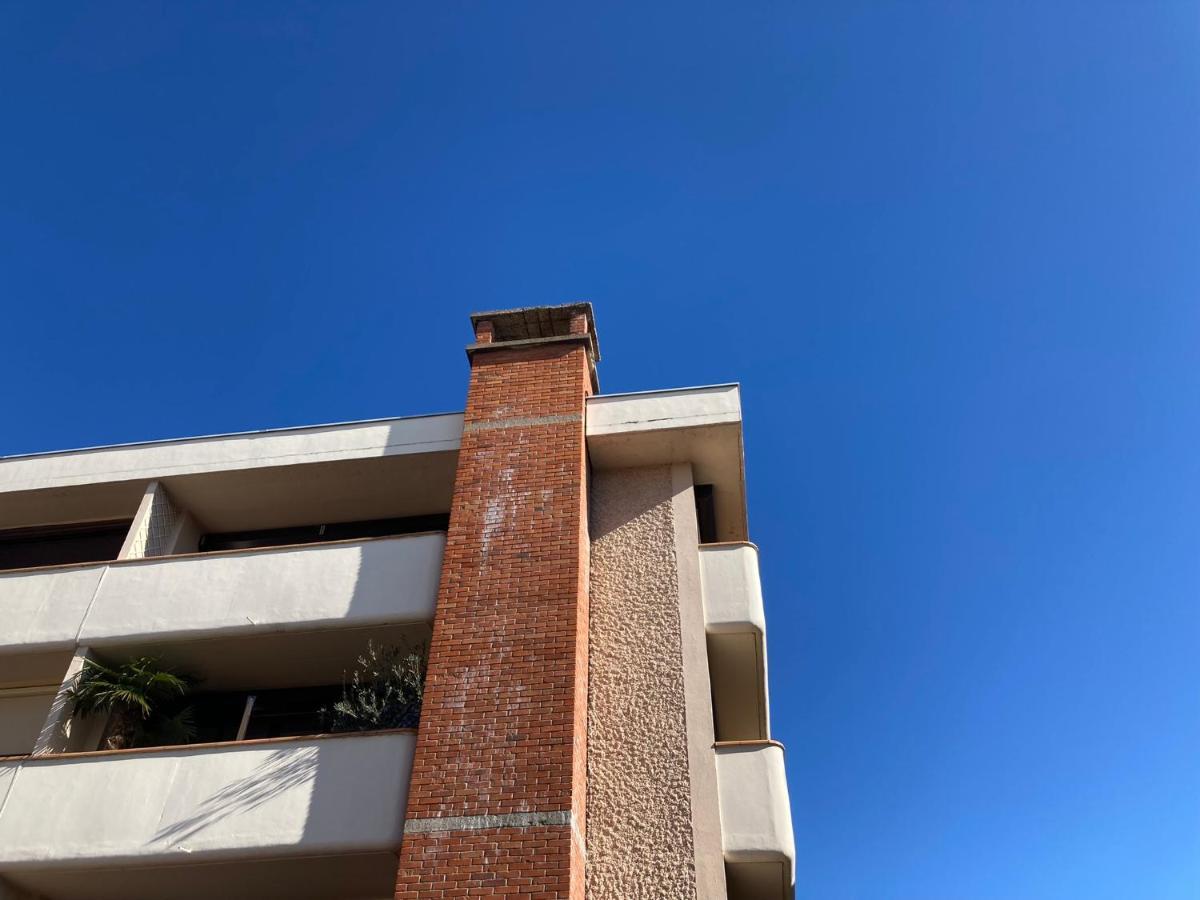 L'Appartement Du Bonheur - Au Coeur Des Volcans D'Auvergne Sur La Route Du Sud Issoire Exterior foto