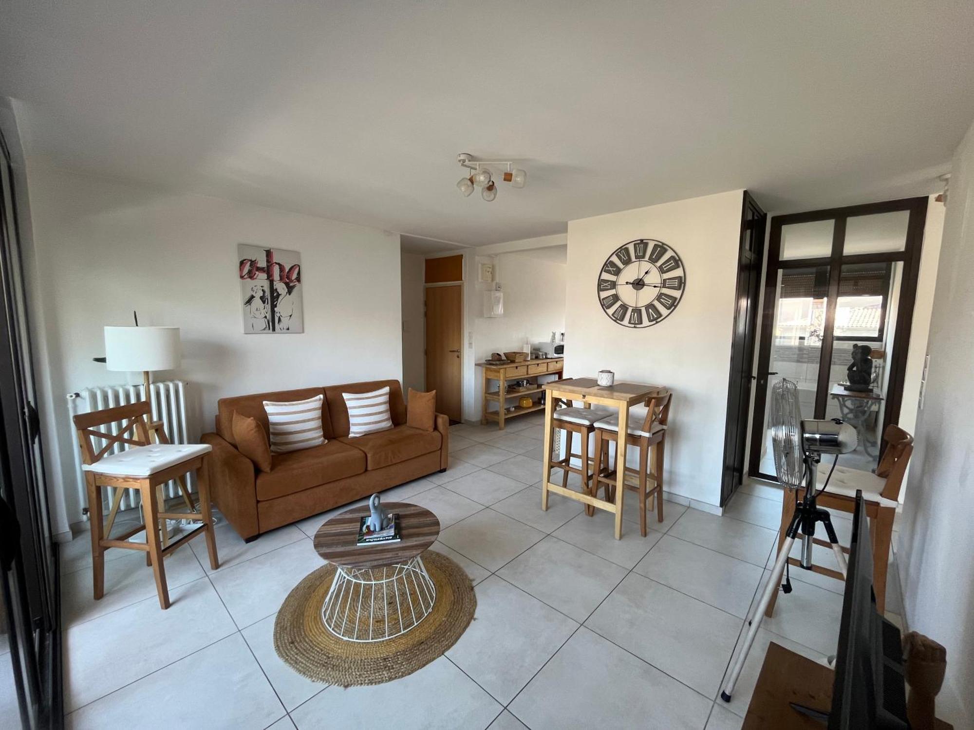 L'Appartement Du Bonheur - Au Coeur Des Volcans D'Auvergne Sur La Route Du Sud Issoire Exterior foto