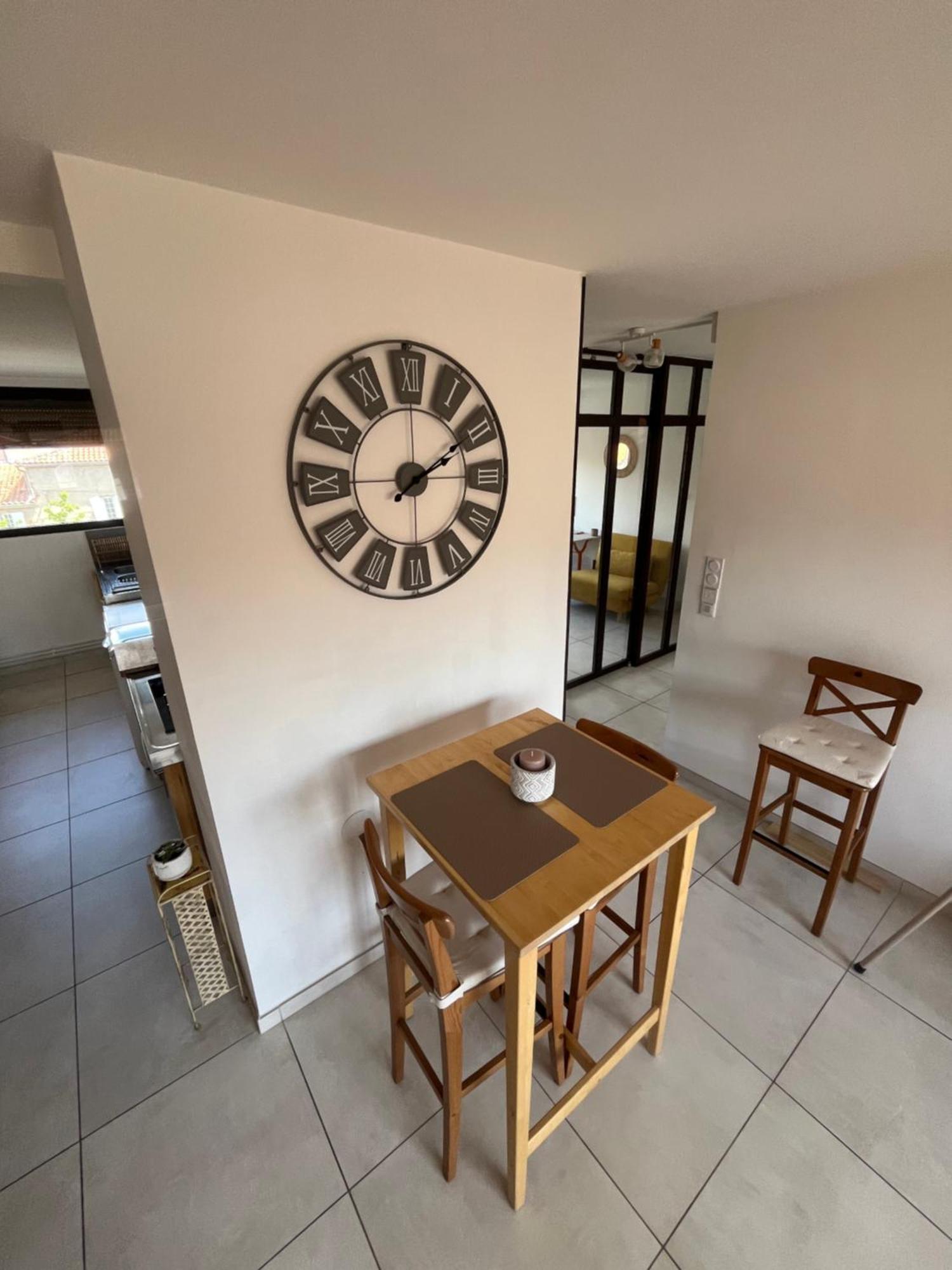 L'Appartement Du Bonheur - Au Coeur Des Volcans D'Auvergne Sur La Route Du Sud Issoire Exterior foto